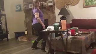 Tight Pants ass show