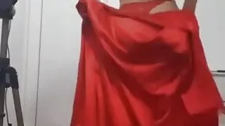 Hot AmellieHart masturbates