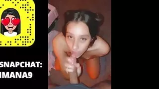 Ma Belle Fille A Genoux Pour Me Sucer