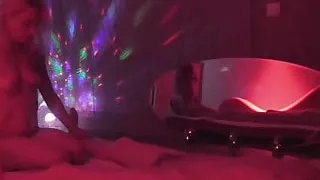 Eve massage naturiste Tantrique Rouge Nantes