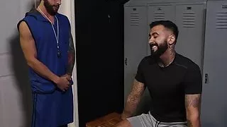 Dominant guy makes his bearded buddy smell his yummy feet