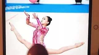 Süße koreanische Rhythmische Sportgymnastin Step Son Yeon Jae Sperma Tribut