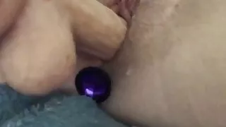 Slut fills her holes