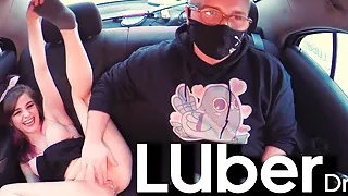 Uber Driver gets Sloppy Seconds