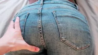 Teen in Ripped Jeans – Anal and Footjob