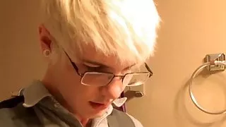 Timo Garrett cums while anal banged by his boss Alex Andrews