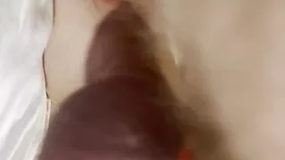 Erg nauw kutje voorzichtig opgerekt door dikke lul part 1