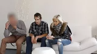 HUNT4K. Sexy lady needs money so why she decides