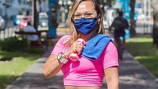 Peruvian gym teacher caught doing hot exercises