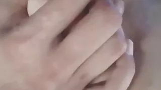 Nude girls show body