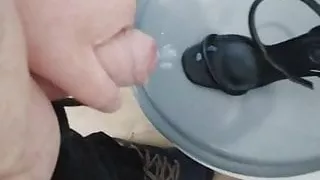 Cumshot  shoe job my step mom