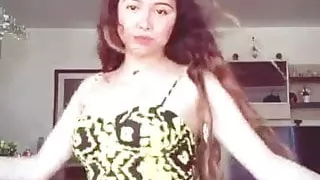 VP05 - Valeria Dongo 6yss