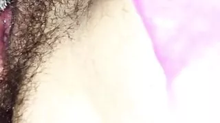 Des mes doigts et de ma langue tout en vibration