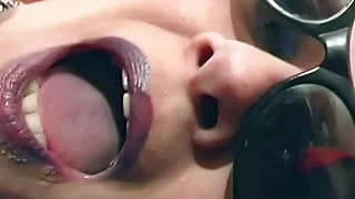 Nympho Zora assfucked with a bottle before fucking