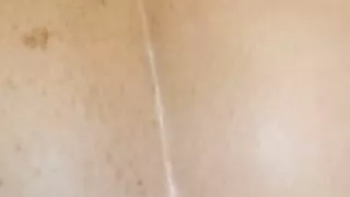 In den geweiteten Arsch