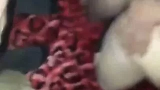 Mama 2 byf45oha w ygebohm 3leha