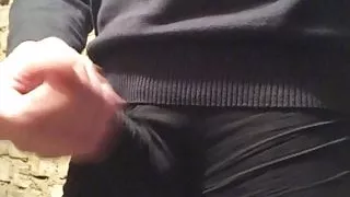 i jerk off in the cellar of a friend