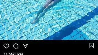 MediaCorp Actor Ms Jesseca Liu Swimming Use Umbrella Hold