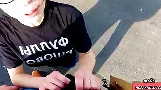 Utomhus Public Sex pa taket - POV