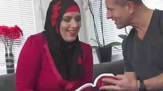 Dankbarer sexy Muslim wird gefickt