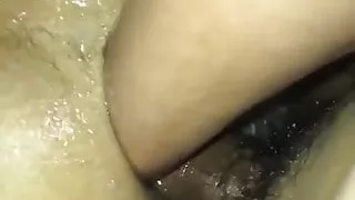 Gleichzeitig gefistet und gefickt werden