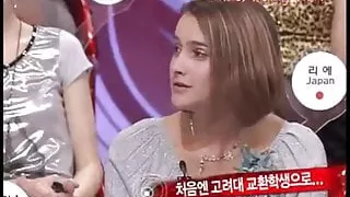 Anais, French Woman Julienne Speaks Quebec Old French