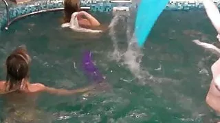 only toples in picina