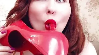 I put the heel in my mouth and in pussy