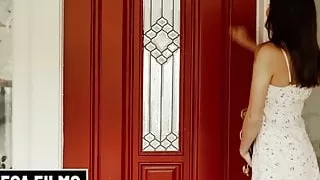 Emily Willis en Anal