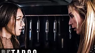 Aiden Ashley Fingers Her Roommate In The Kitchen (Cheating)