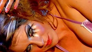 Sexy Looking Lesbians Kayla Paige And Crista Moore Eat Pussy