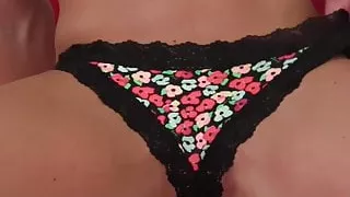 I love pulling my panties tight against my pussy – JOI