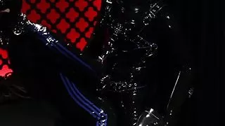 Dynamic Fuck Latex Puppies