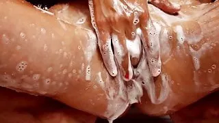 komm mit mir unter die dusche