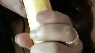 Latina Miss Madii deep throat practice