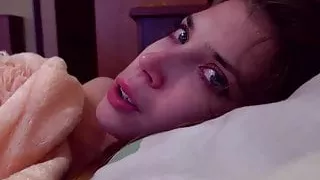 Stiefbroer Leert Seks Aan Een Onervaren Stiefzister