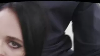 Enge Brünette bekommt eine BBC in ihr Arschloch