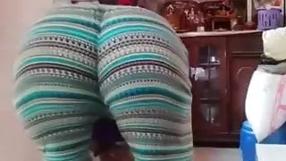 Big ass mature stepmom washes the floor, amateur