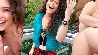 Rockstar Babe VICTORIA VOXXX sings and fucks in Las Vegas