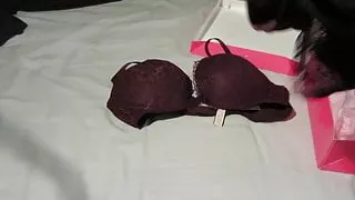 Victorias Secret bra and thong unboxing