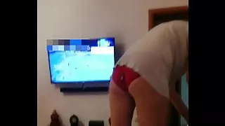 Jelena and her torn ass