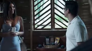 Playing with Fire (Jugar con fuego) sex scene complication