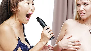 teen taught by Asian stepmom