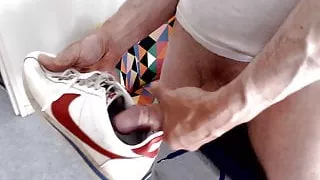 cum in my nikes