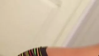 Let me shake my 18yo ass in jeans for you