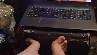 Gooning for Porn Mommy