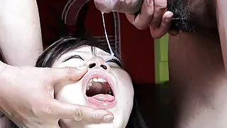 Eri Kitahara got facefucked by a group of horny men