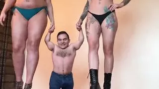 Another Midget vs 2 Tall women