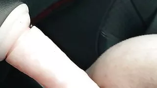 Amateur Women fuck dildo in car