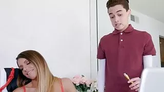 Stiefmutter und du hast mir zugesehen, kleiner Freak